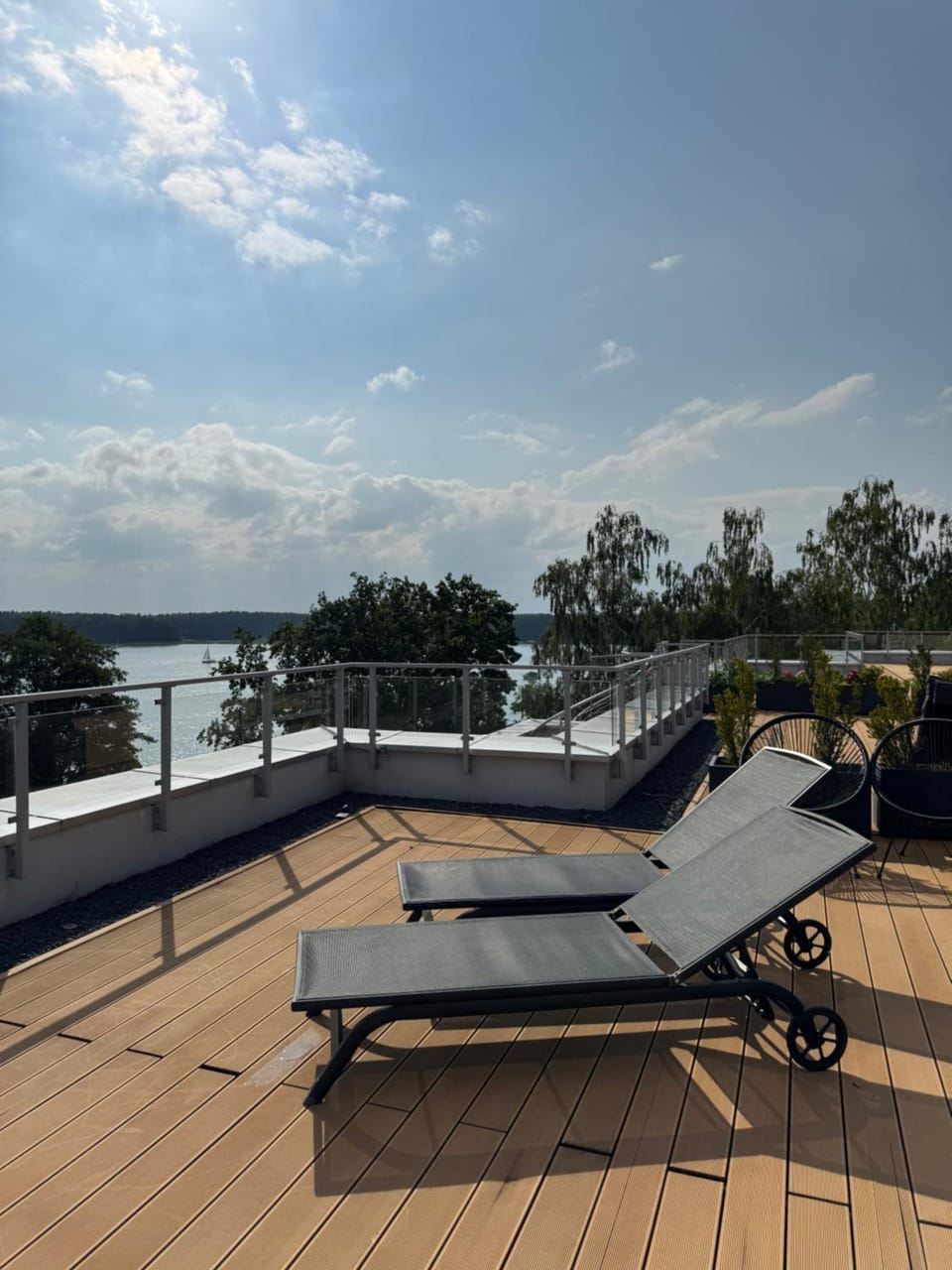 Balcony/Terrace, Lake view