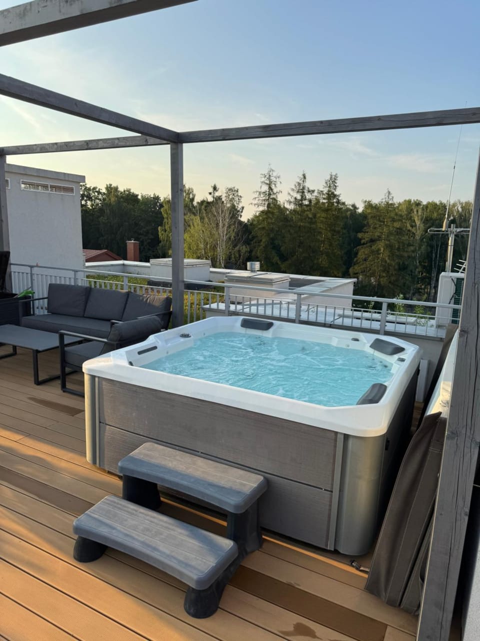 Patio, Hot Tub, Balcony/Terrace, sunbed