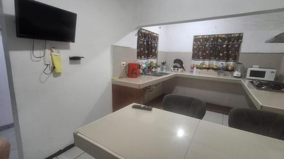 Spacious home near the airport House in State of Nuevo Leon