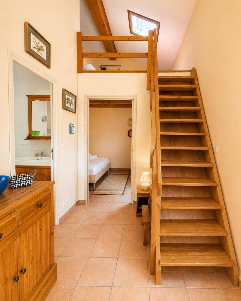 Bathroom, Bedroom