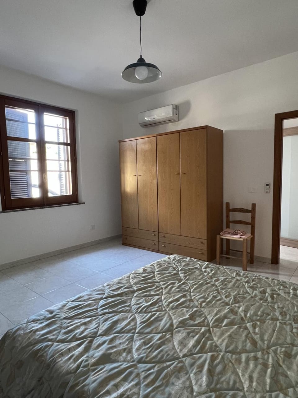 Bedroom, wardrobe