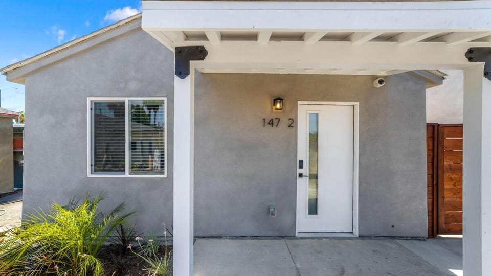 Vista Studio Oasis - Patio, Beaches & Local Dining Apartment in Vista