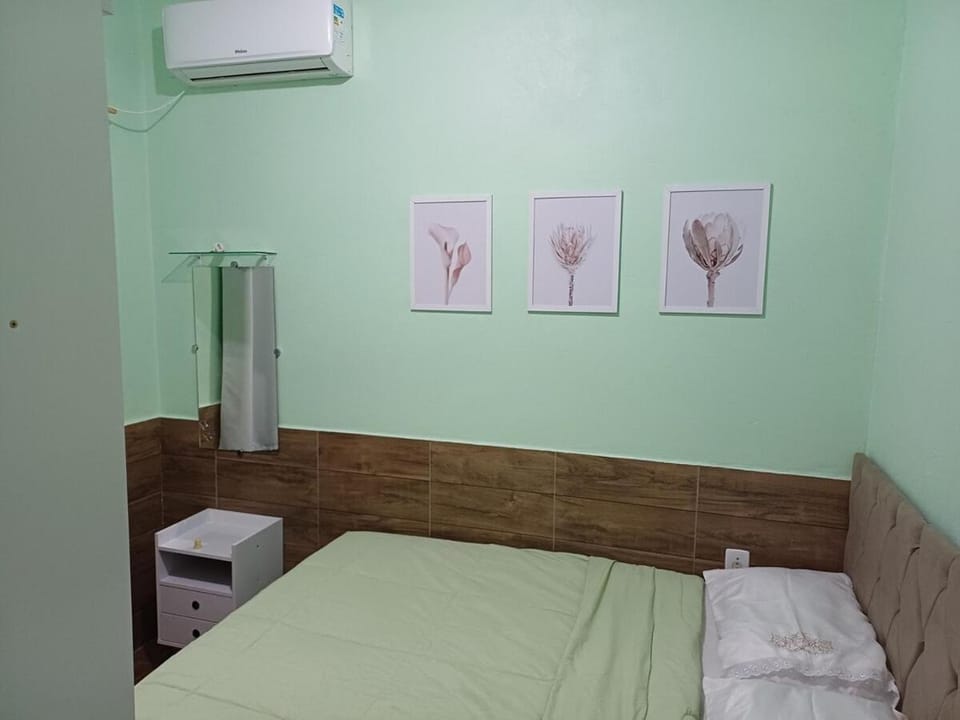 Casa agradável roça grande imbituba com 2 quartos Casa completa e privativa próximo a lagoa House in Imbituba