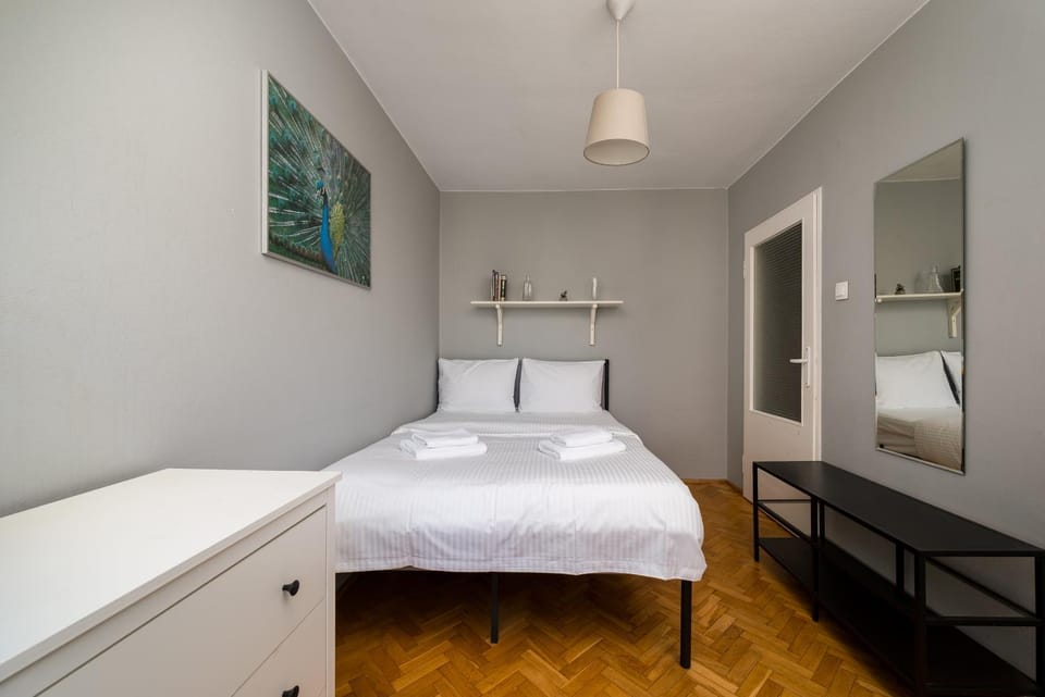 Bed, Photo of the whole room, Bedroom, wardrobe