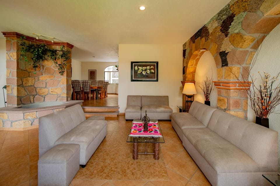 Casa Melmar, Pool, Garden & Palapa in Cuernavaca House in State of Morelos