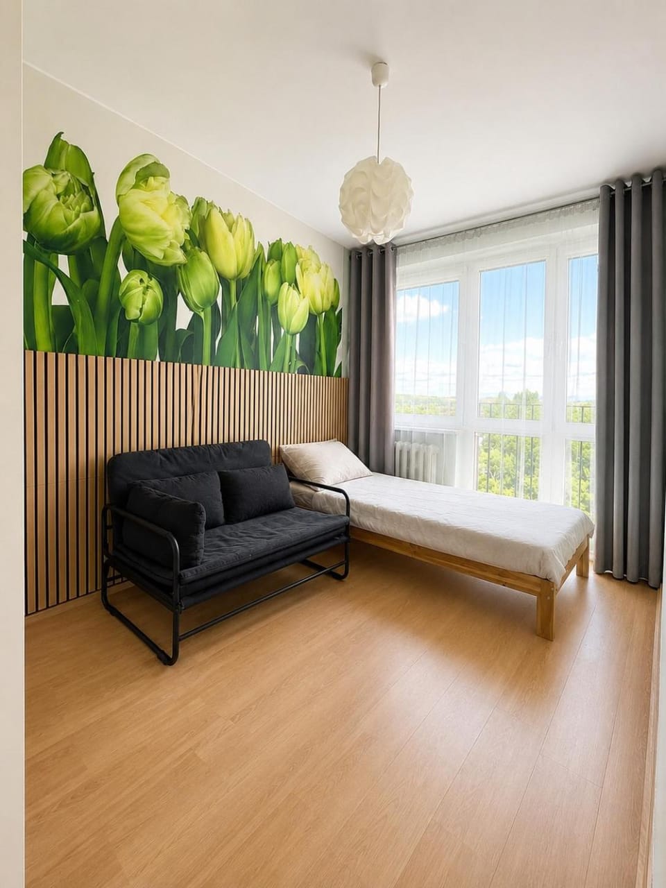 Photo of the whole room, Seating area, Bedroom