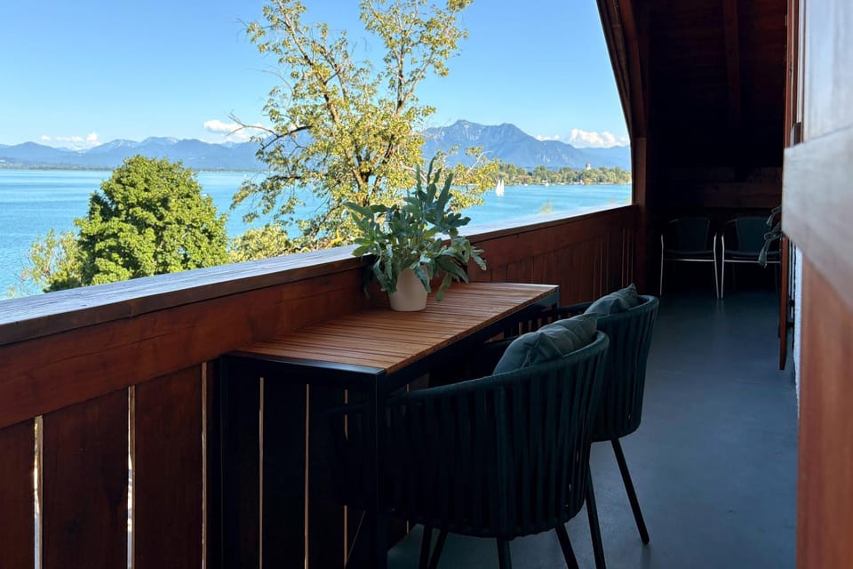 Activities, Ski School, Skiing, View (from property/room), Balcony/Terrace, Hiking, Cycling, Evening entertainment, Lake view, Mountain view
