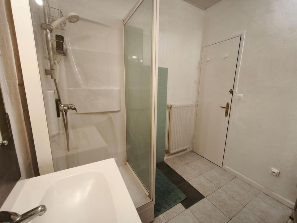 Appartement lumineux proche centre ville Arras Apartment in Arras