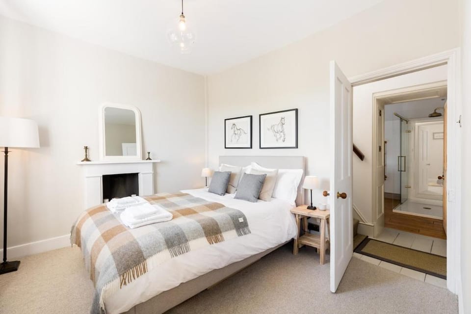 Grade II Listed Townhouse Garden Villa in Stow-on-the-Wold