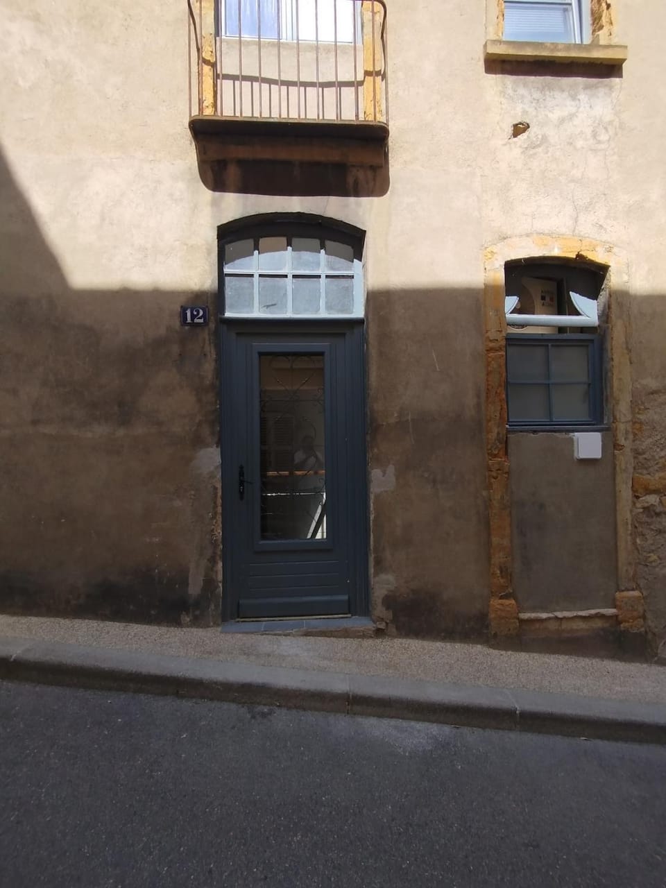 Trévoux centre appartement climatisé Apartment in Auvergne-Rhône-Alpes