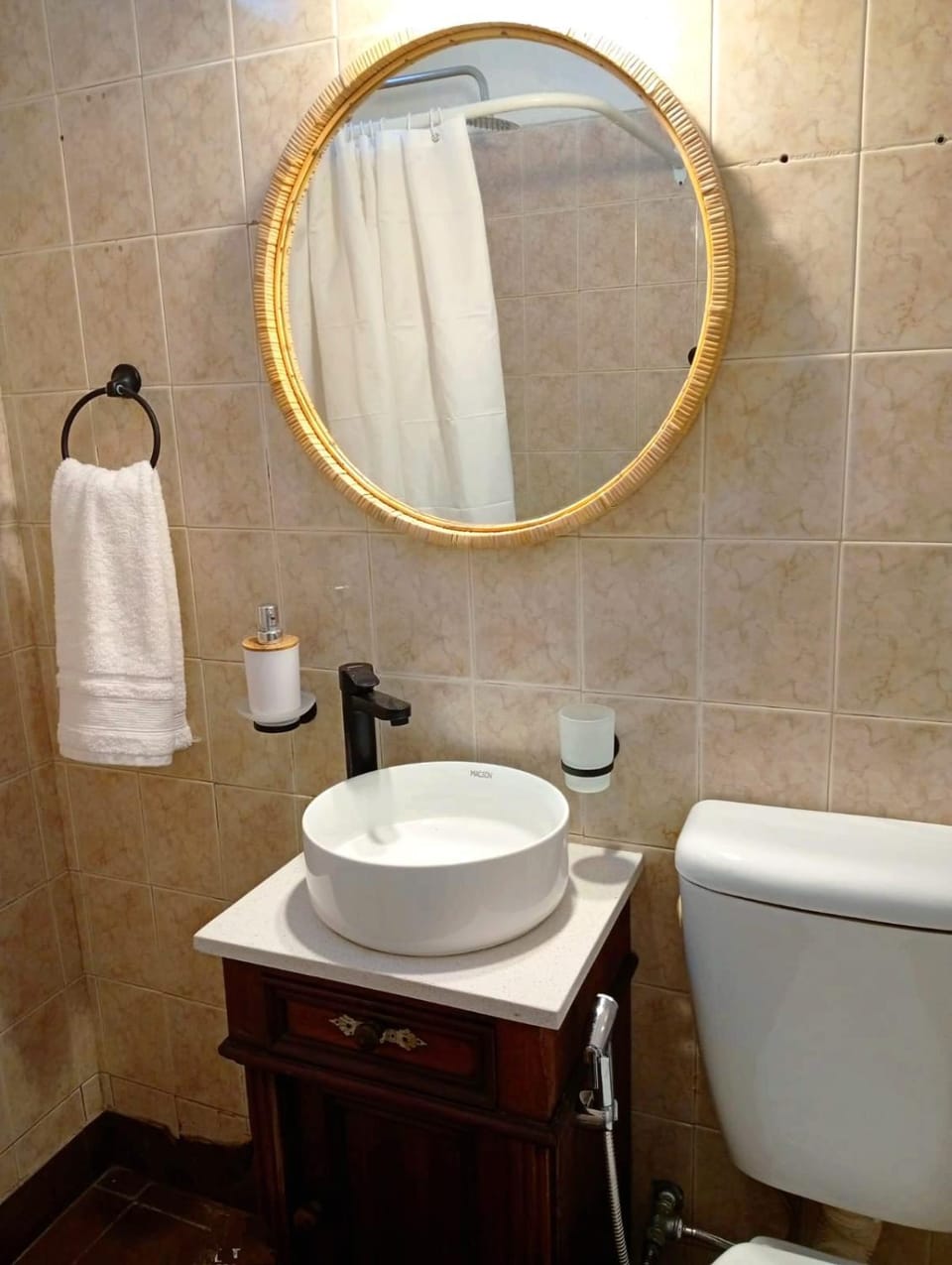 Bathroom, towels