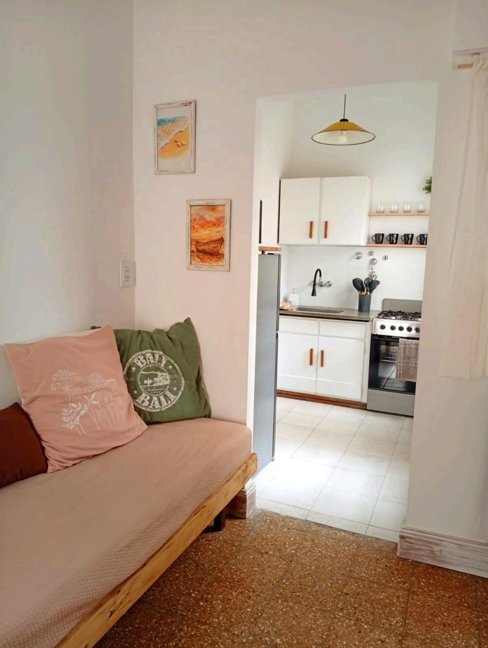 Kitchen or kitchenette, Living room, stove