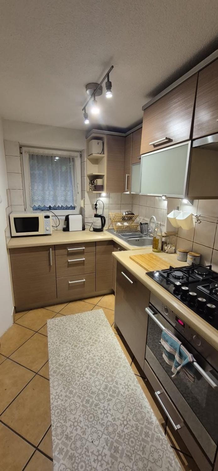 ,,Leśna Przygoda"-Prywatny domek Z BALIĄ JACUZZI W CENIE House in Lesser Poland Voivodeship