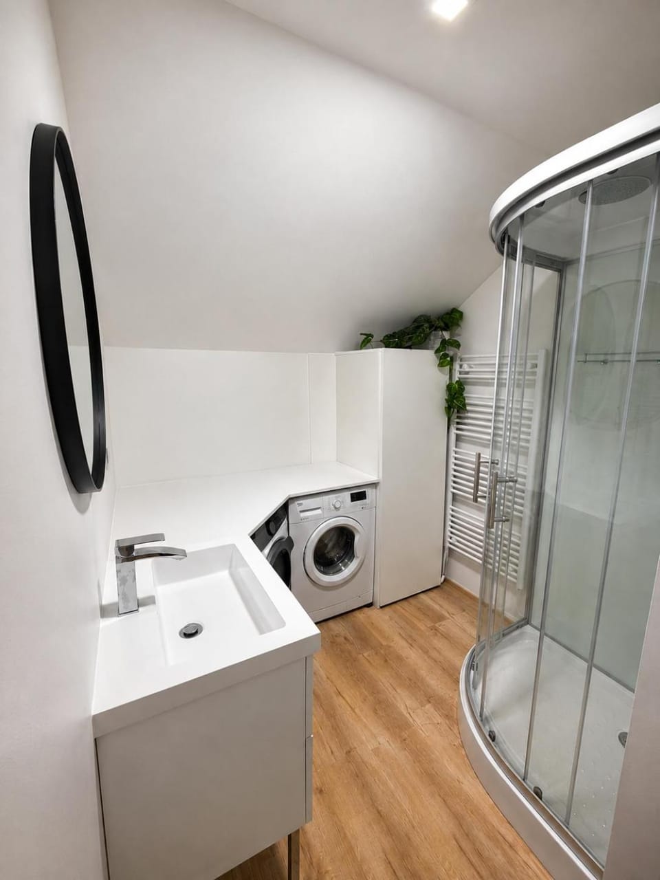 Bathroom, washing machine, dryer