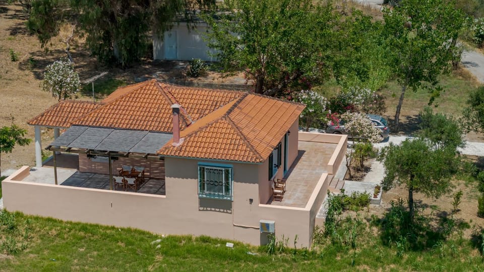 Property building, Bird's eye view, Parking