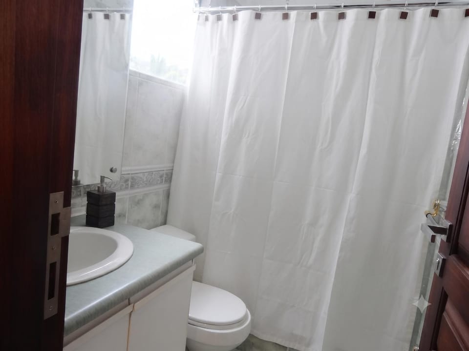 Cumbaya Living Bed and Breakfast in Quito