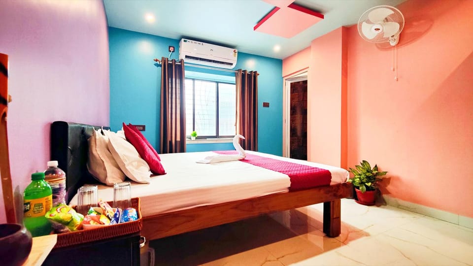 Bed, Photo of the whole room, Bedroom, air conditioner