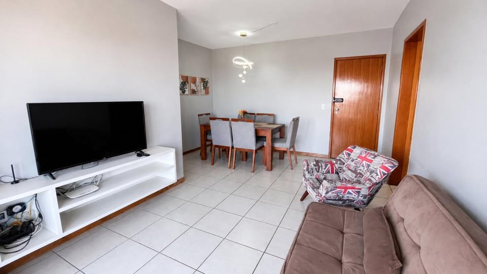 2 Q c/ Ar condicionado e Garagem Apartment in Goiania