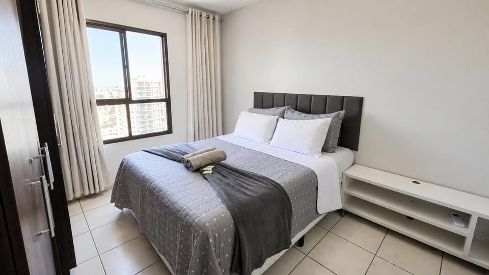 View (from property/room), Photo of the whole room, Bedroom