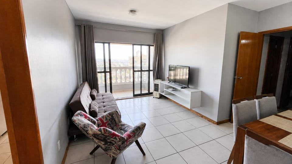2 Q c/ Ar condicionado e Garagem Apartment in Goiania