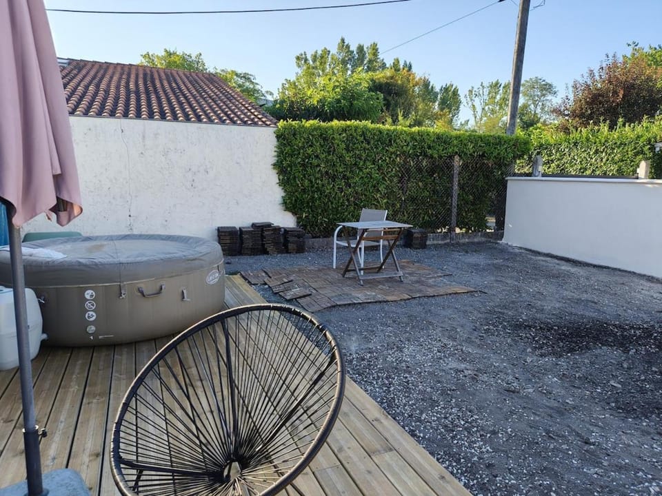 Maison neuve avec climatisation et jaccuzzi Villa in Mérignac