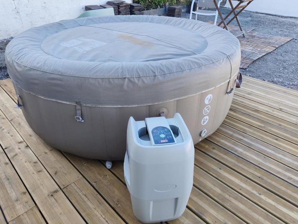 Maison neuve avec climatisation et jaccuzzi Villa in Mérignac