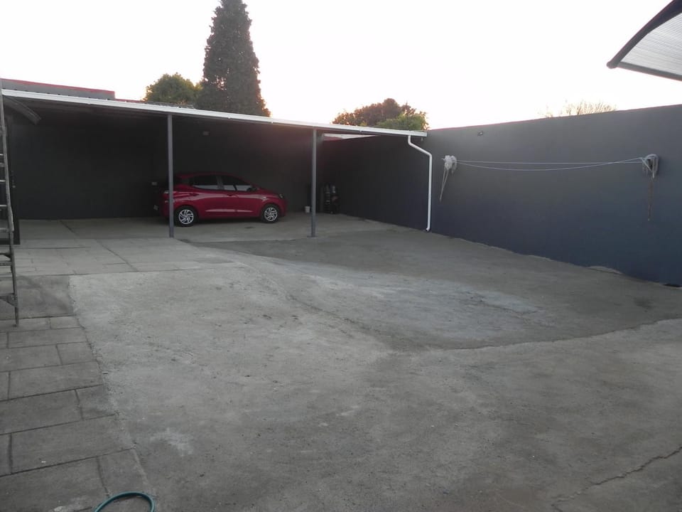 Balcony/Terrace, Parking