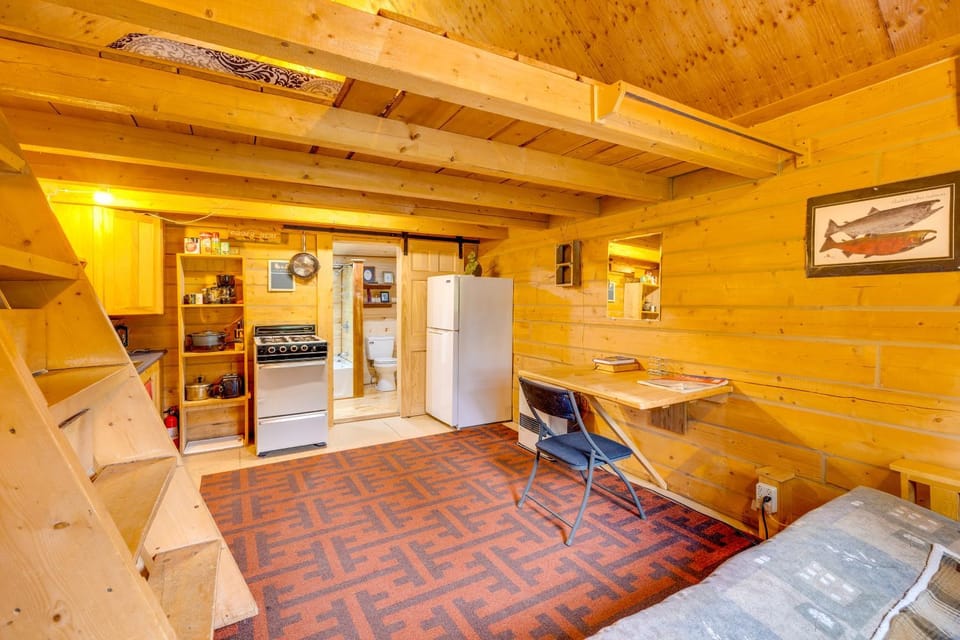 Cozy Cabin in Talkeetna: Day Trip to Denali! Cabin in Talkeetna