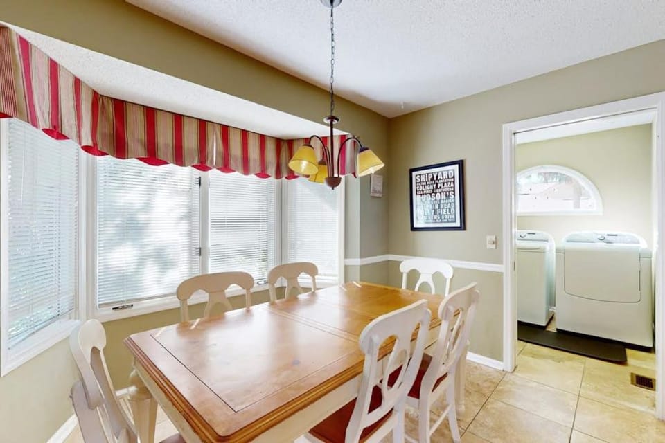 Two King Bed Suites Dog-friendly gem with pool game room & golf course views - walk to beach House in Hilton Head Island