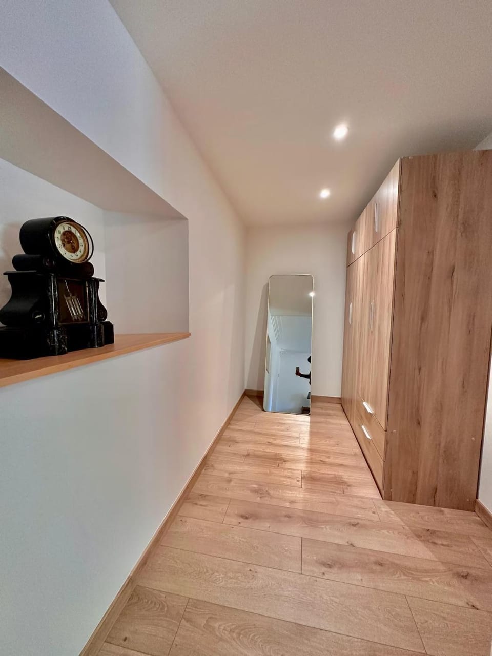 wardrobe, Internal: Not applicable to any particular room