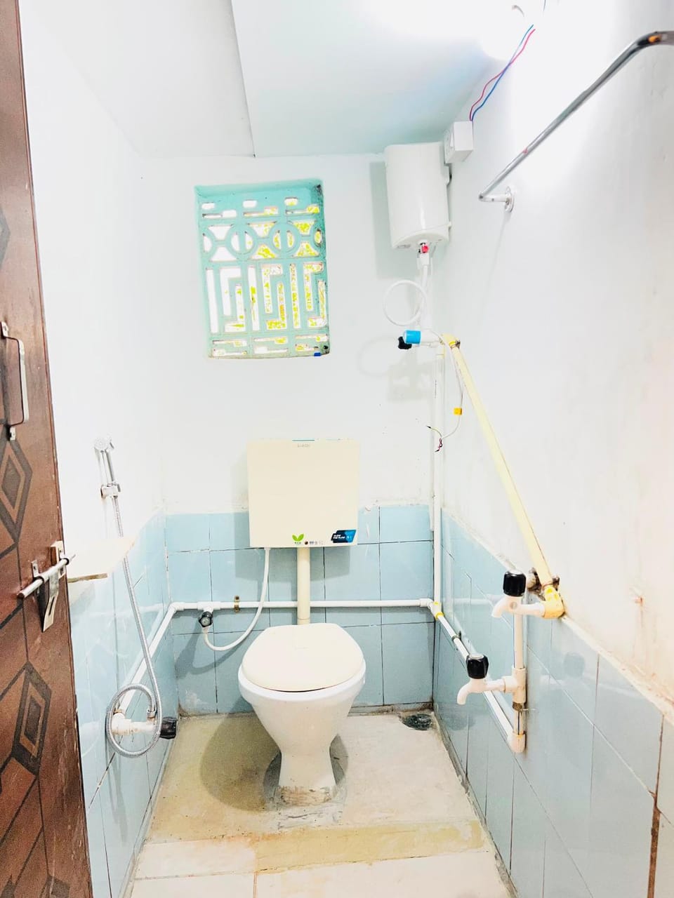Backwater Homstay Bhandardhara Vacation rental in Maharashtra
