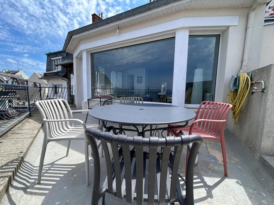 La Grande Bleue - Beautiful sea view Apartment in Saint-Quay-Portrieux