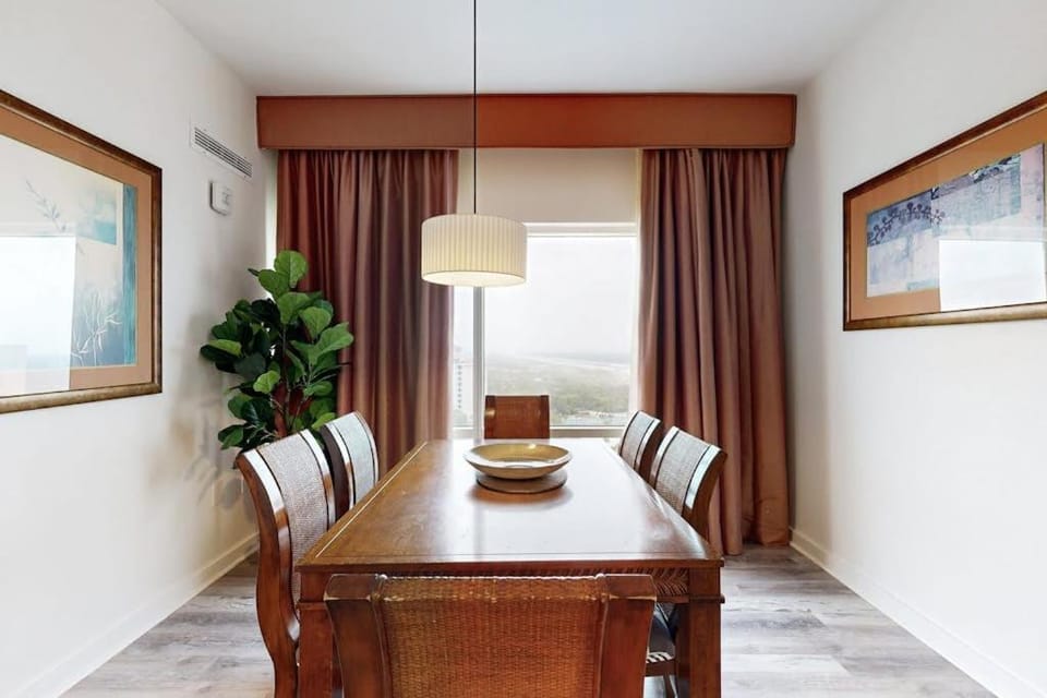 Resort condo with gulf view corner balcony and shared pool hot tub beach access House in Miramar Beach