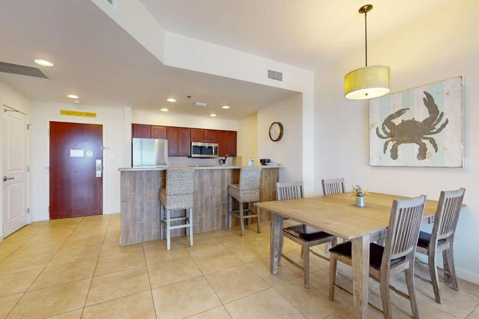 Sparkling Luau II condo with marina pools tennis & golf House in Miramar Beach