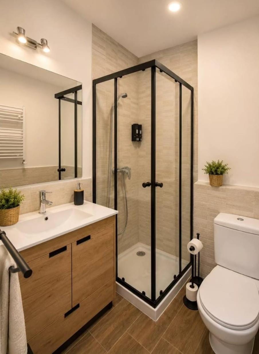 Shower, Toilet, Bathroom, towels