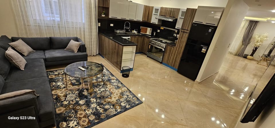 VIP Nile Tower Apartment in Cairo Governorate
