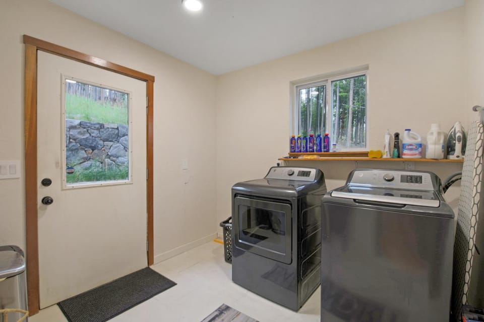laundry, washing machine, dryer