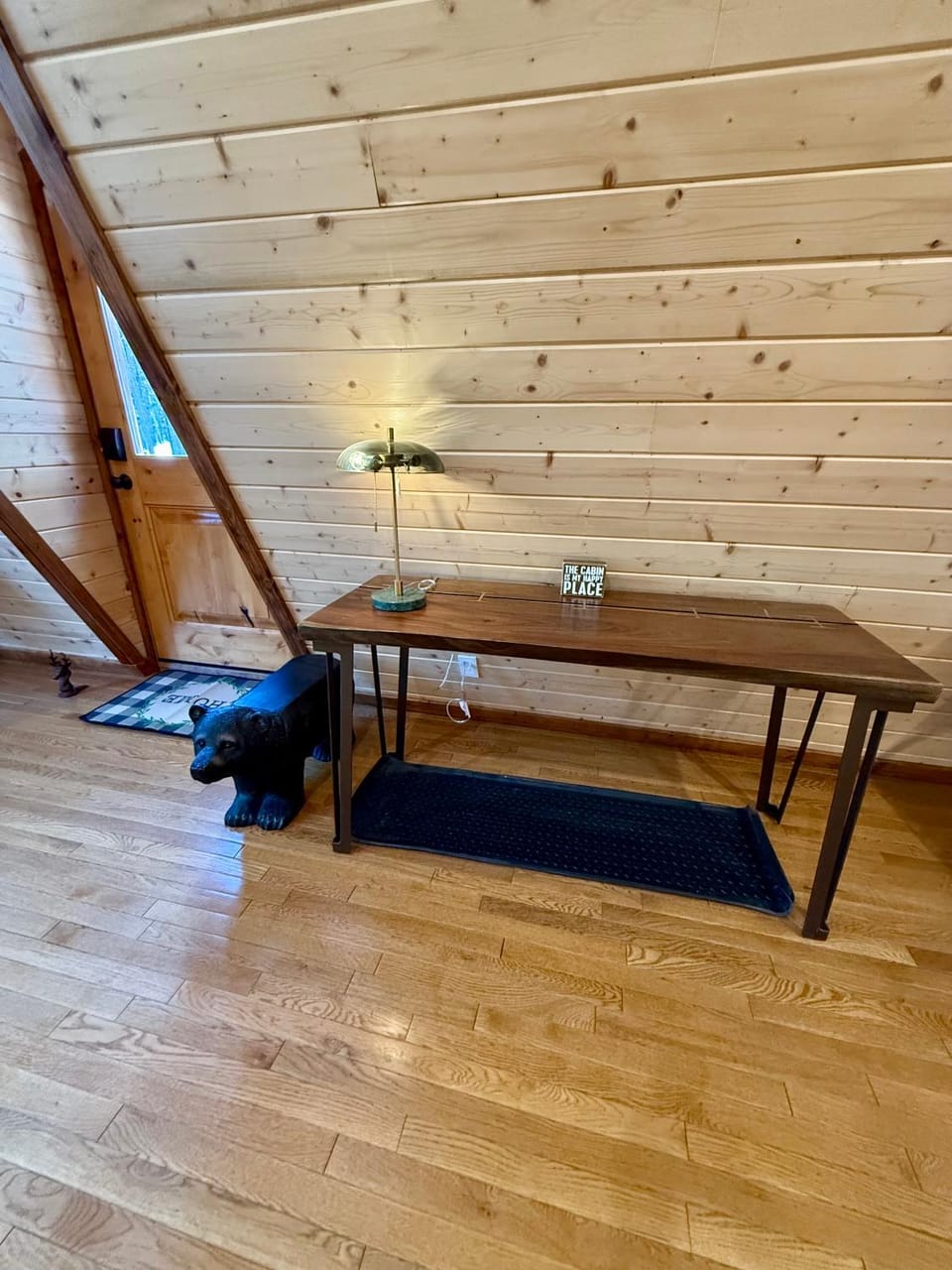 Business facilities, Mountain view