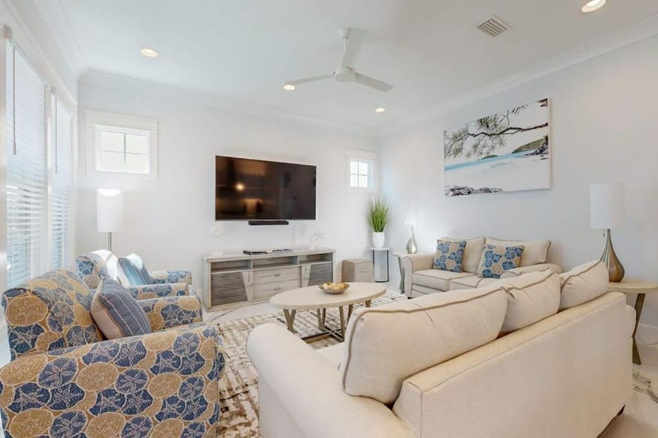 Villa Lago - Seaside Sanctuary House in Miramar Beach