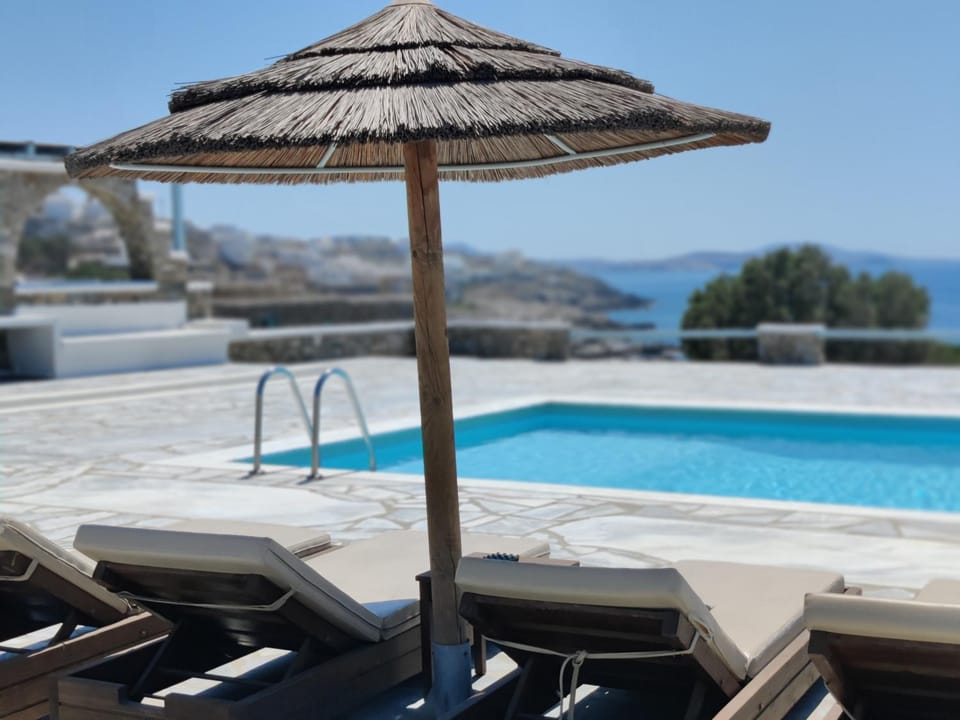 Property building, Pool view, Sea view, Area and facilities, Swimming pool