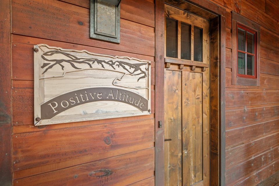 Positive Altitude at Eagles Nest House in Beech Mountain