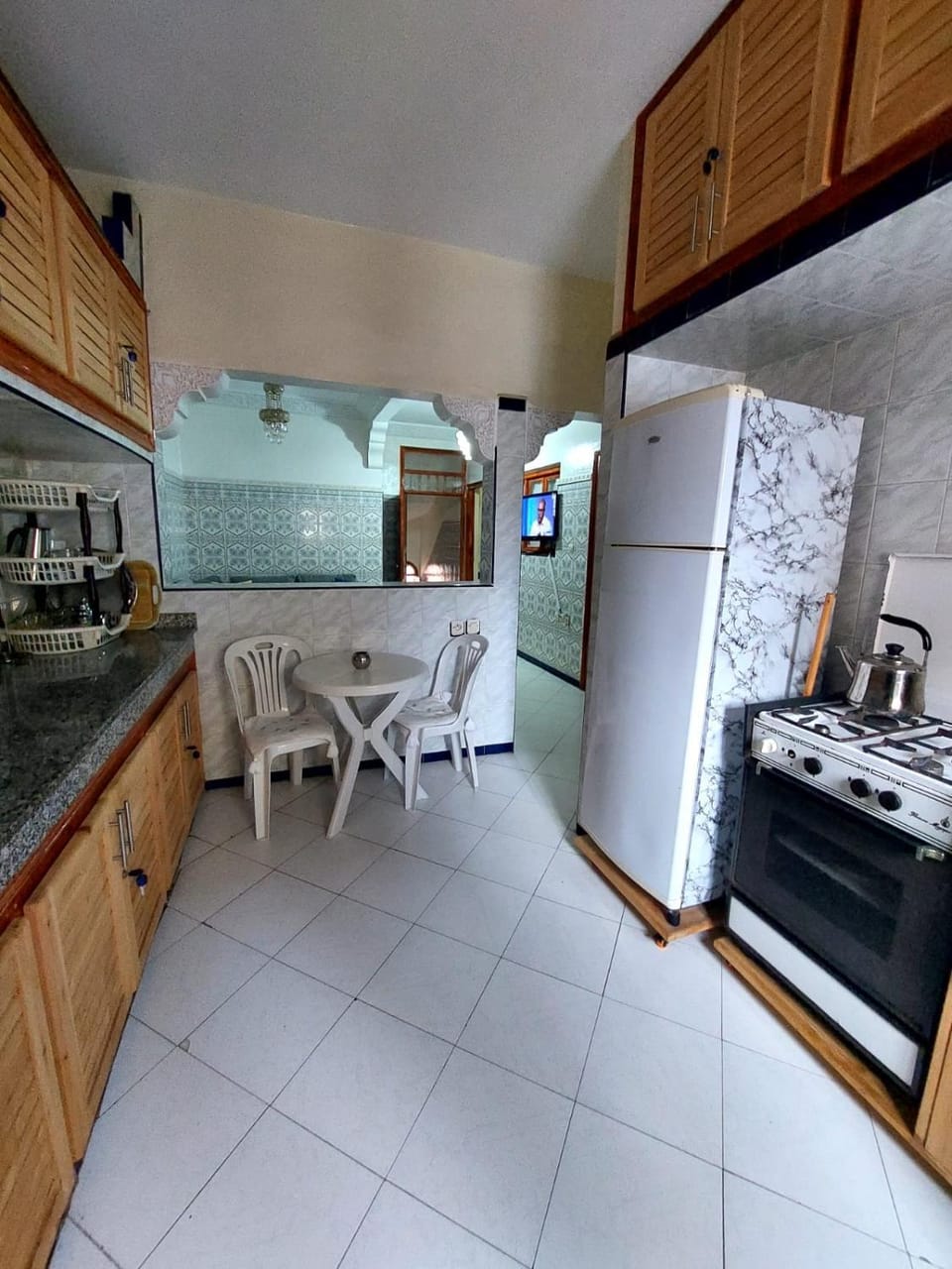Kitchen or kitchenette, Dining area, dishwasher, oven