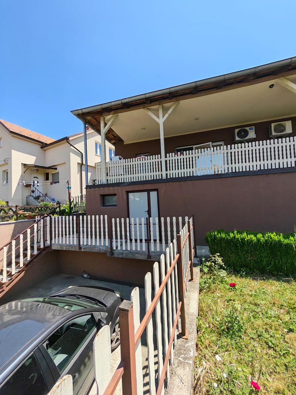 Property building, Balcony/Terrace, Garden view