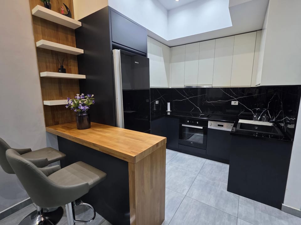 Rai Comfort Apartments, Delijorgji Apartment in Tirana