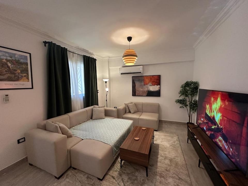New, Stylish & Easy Access 2-BR Apartment in Janna New Cairo Apartment in New Cairo City