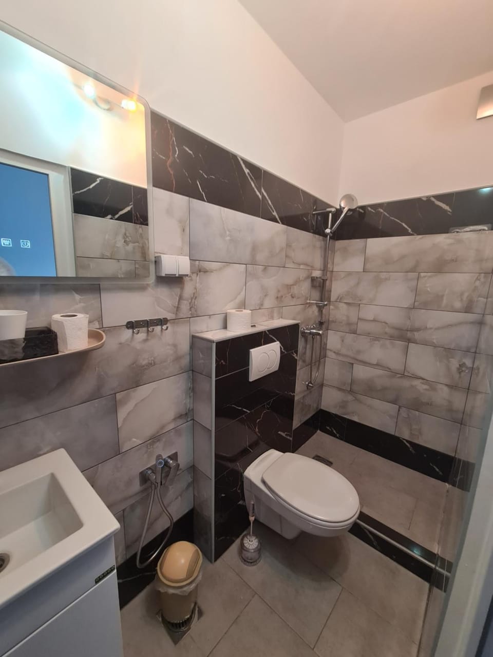 Oaza mira, soba broj 1 sa bračnim krevetom i sa dodatnim krevetom Vacation rental in Serbia