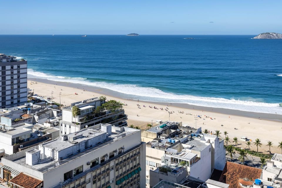 Nearby landmark, Day, Neighbourhood, Natural landscape, Bird's eye view, Beach, City view, Sea view, Location