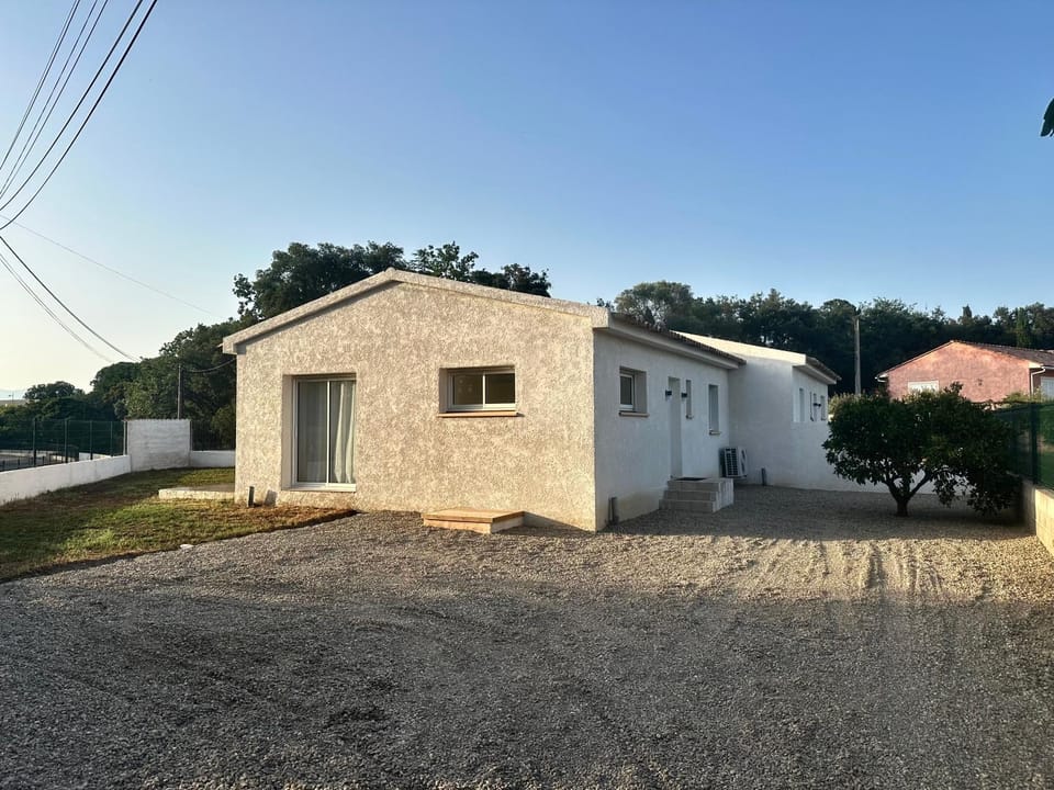 Property building, Parking