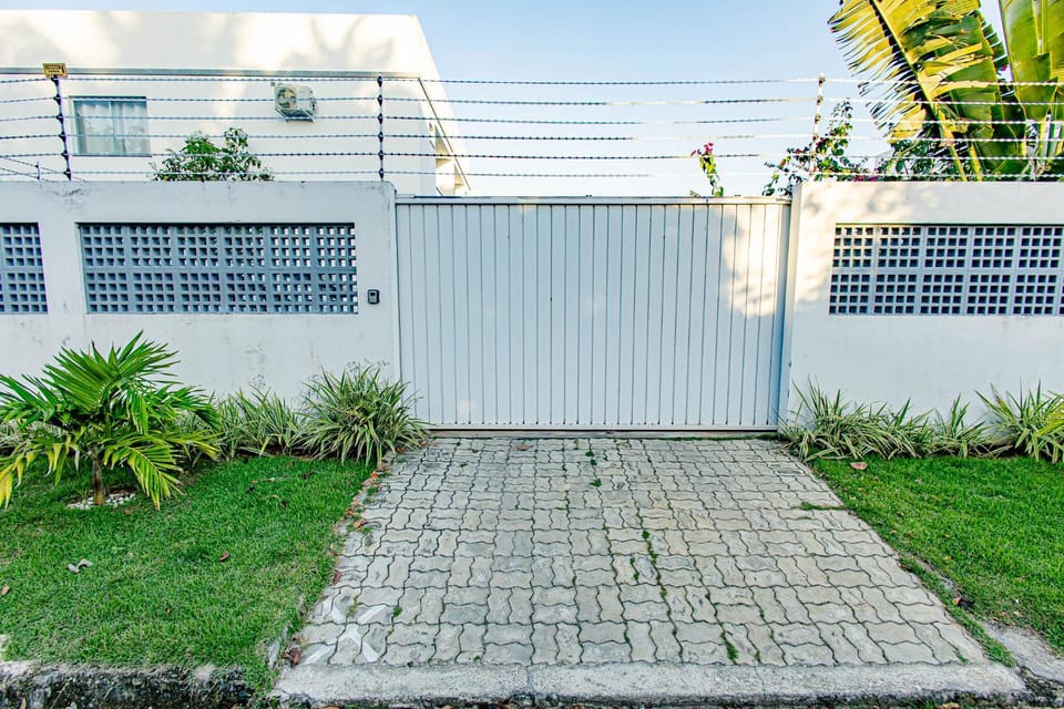 Property building, Facade/entrance, Garden view