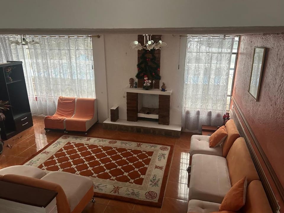 Alojamiento Rosales Apartment in Quito